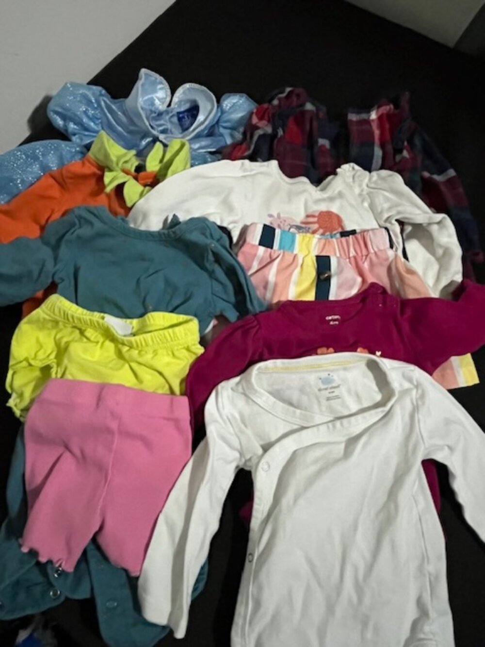 Lot of 10 Girls Clothes Size 6-9 Months
